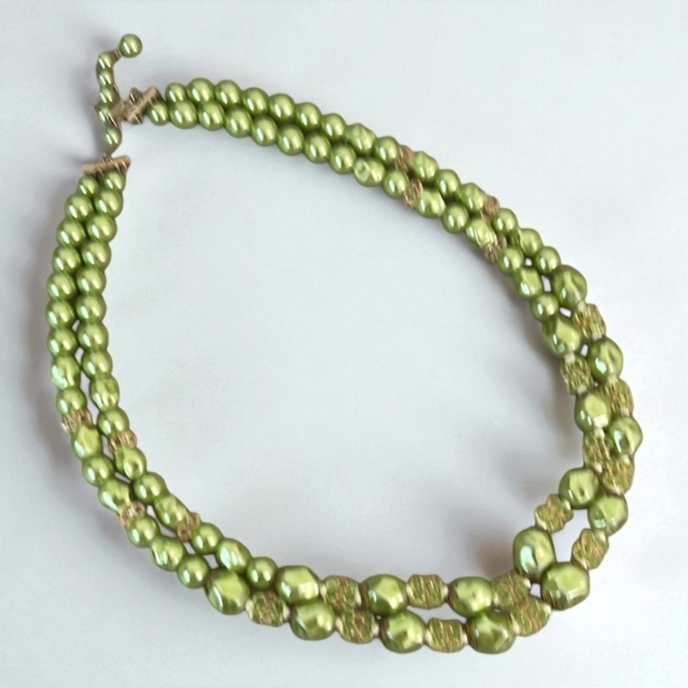 Vintage Pearly Neon Green Fancy Plastic Bead Necklace